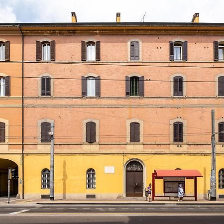 Mazzini Elegant Apartment By Wonderful Italy Болоня Екстериор снимка
